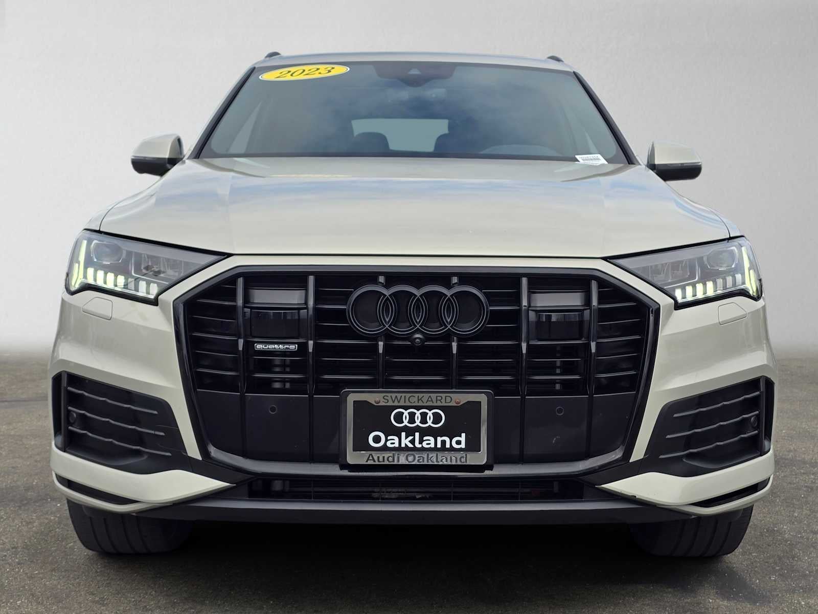 2023 Audi Q7 Premium Plus