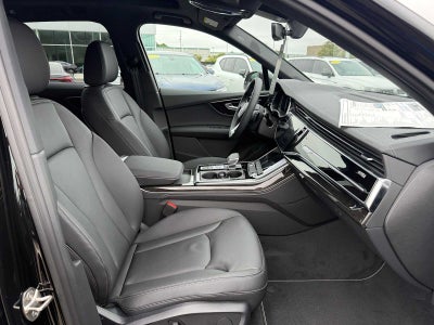 2025 Audi Q7 Premium Plus