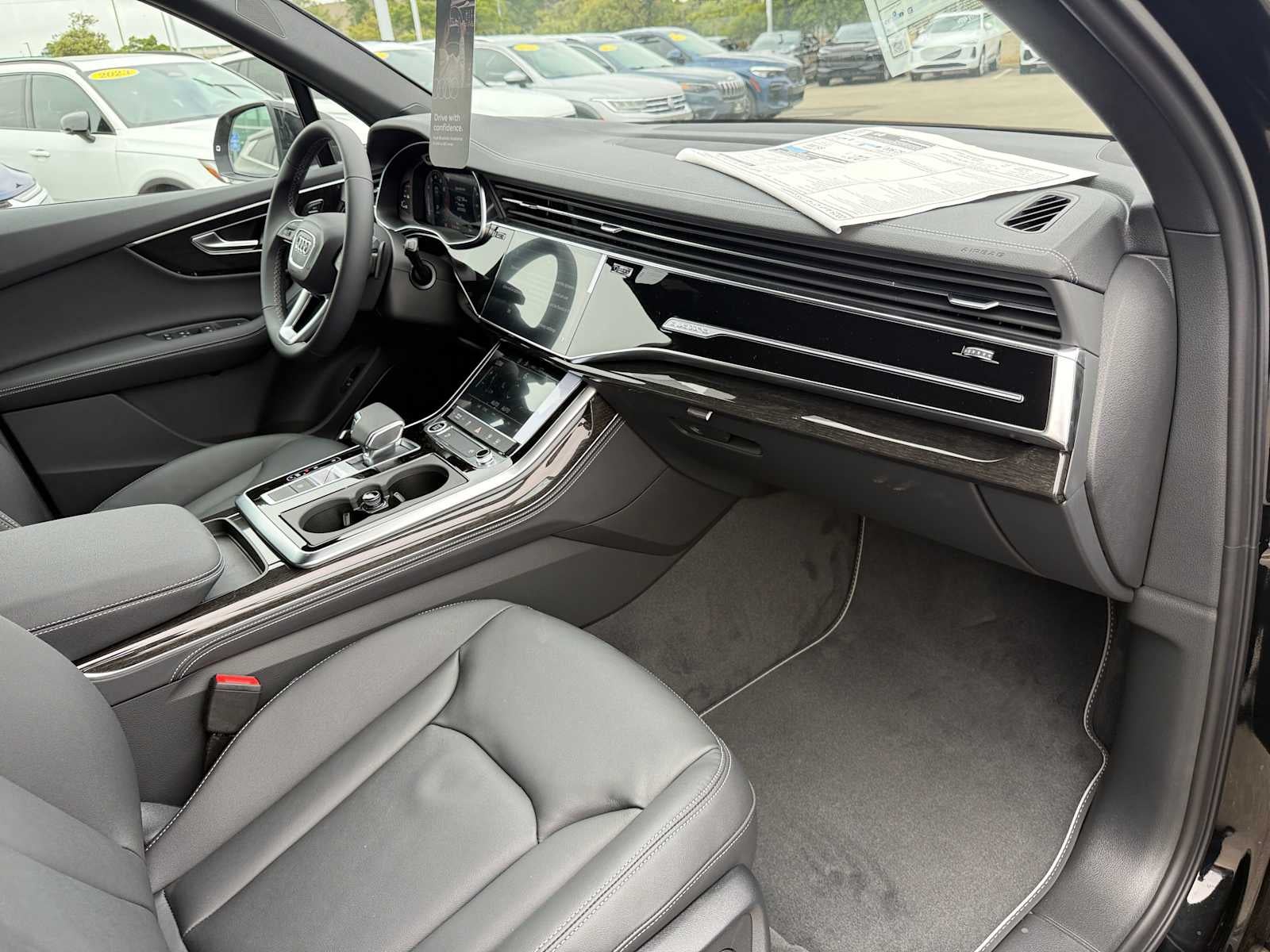 2025 Audi Q7 Premium Plus