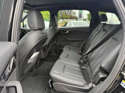 2025 Audi Q7 Premium Plus