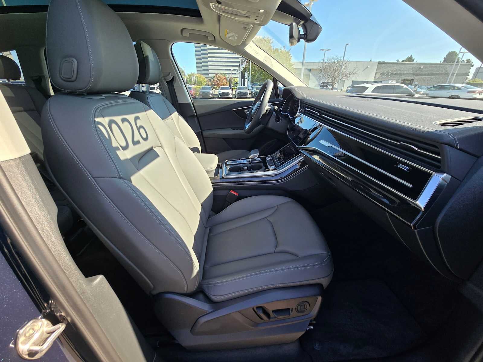 2026 Audi Q7 Premium Plus