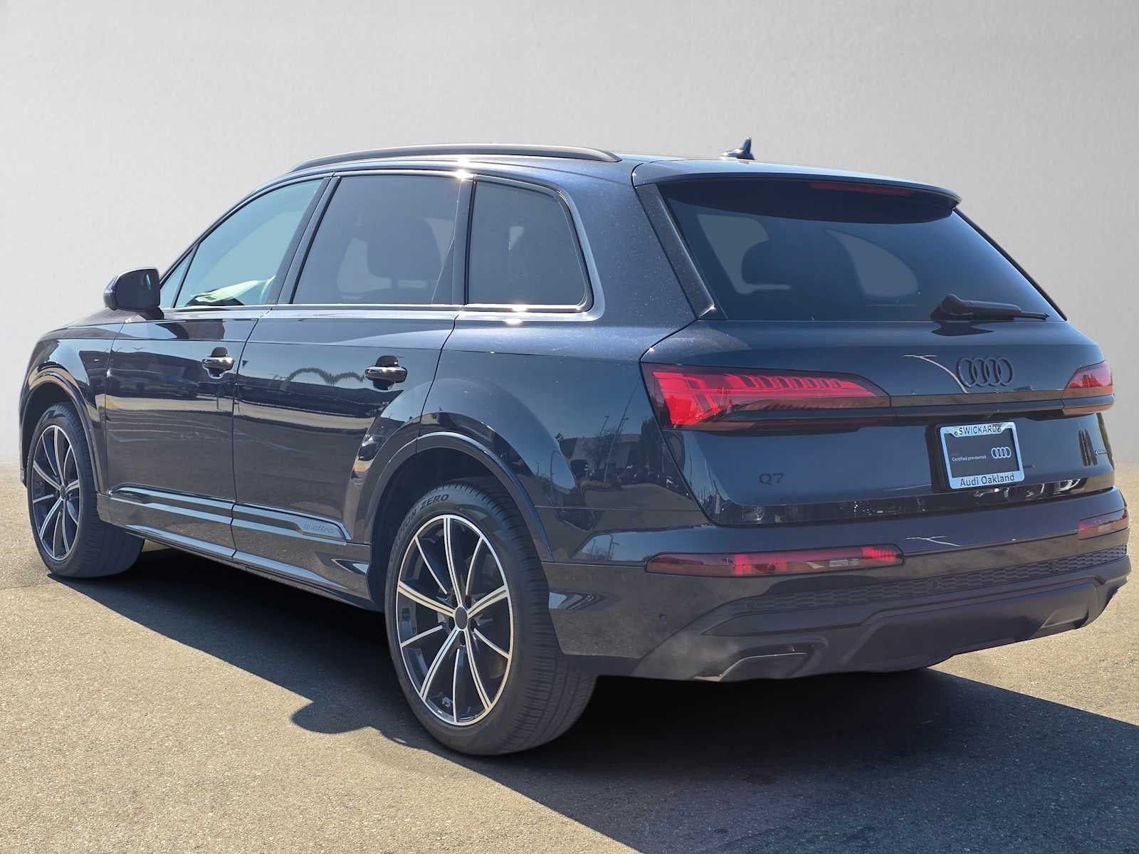 2026 Audi Q7 Premium Plus