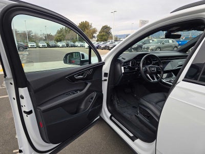 2025 Audi Q7 Premium Plus