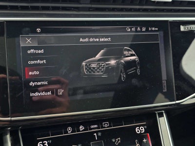 2025 Audi Q7 Premium Plus