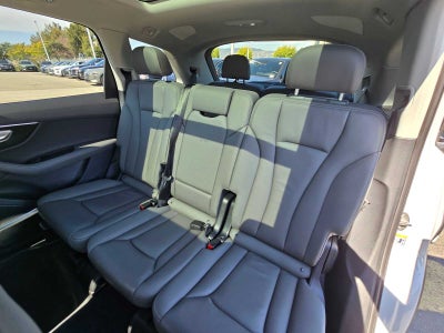 2025 Audi Q7 Premium Plus
