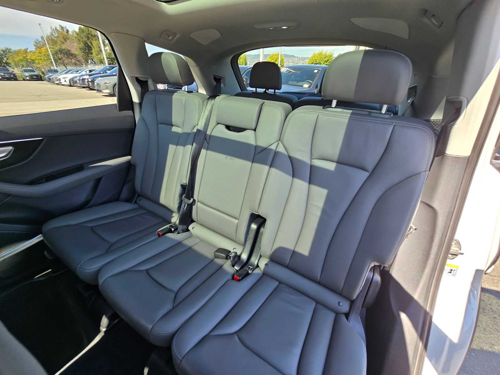 2025 Audi Q7 Premium Plus