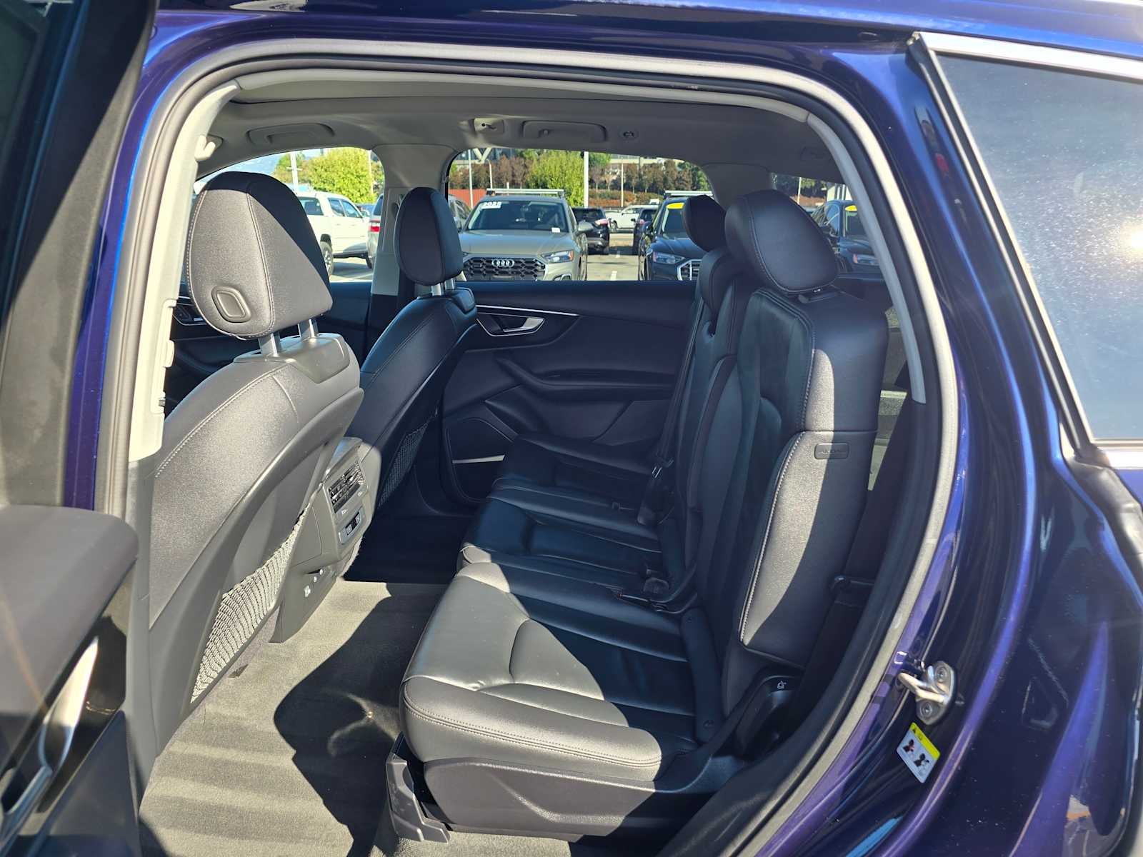 2024 Audi Q7 Premium Plus