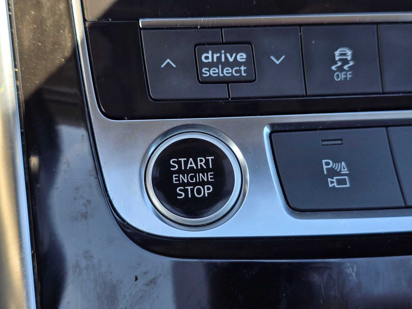 2024 Audi Q7 Premium Plus