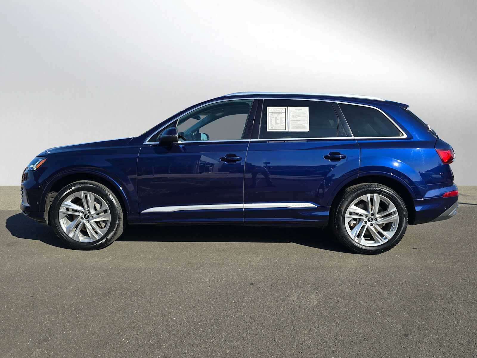 2024 Audi Q7 Premium Plus