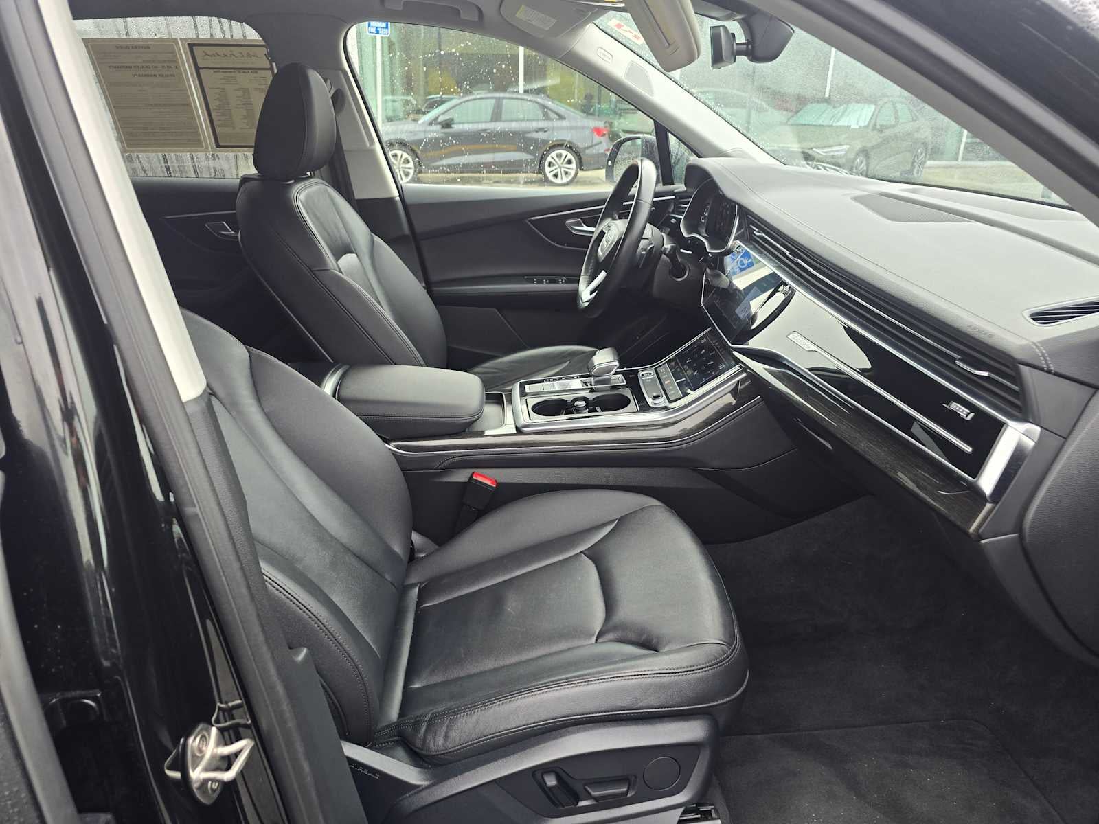 2024 Audi Q7 Premium Plus