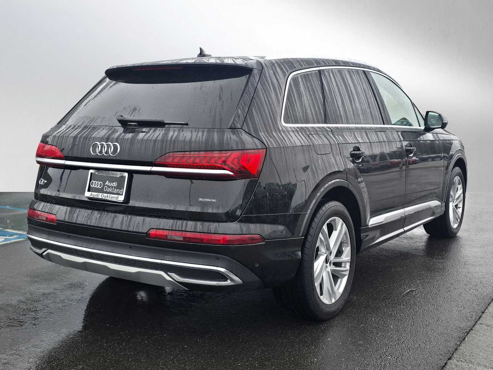 2024 Audi Q7 Premium Plus