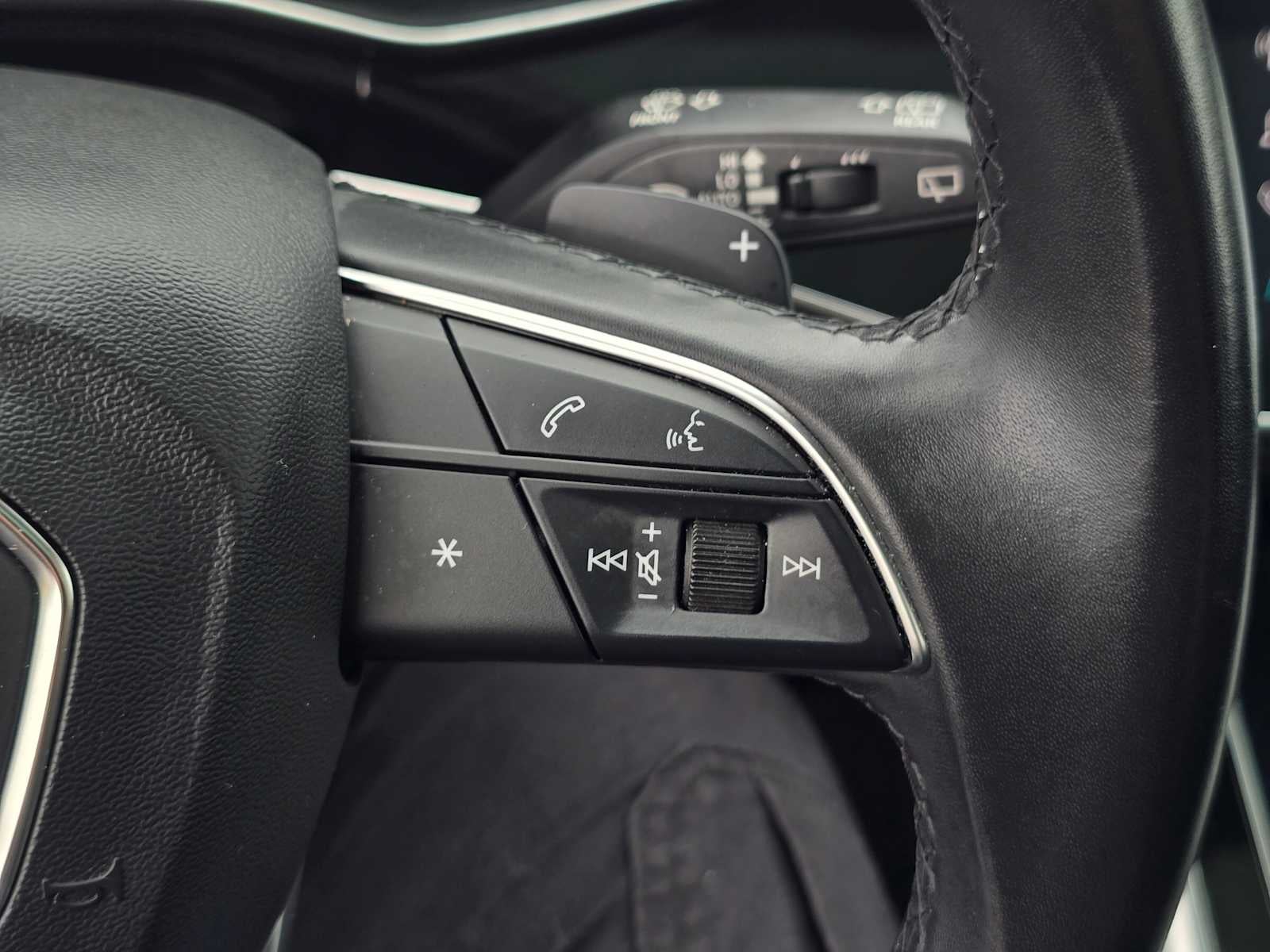 2024 Audi Q7 Premium Plus