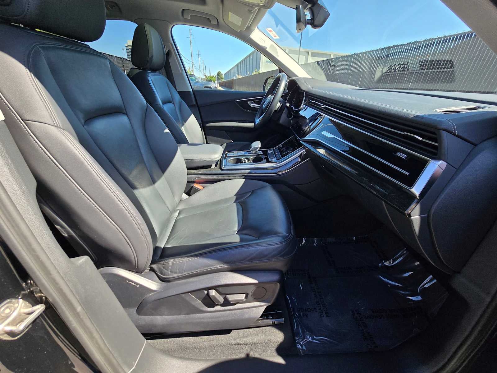 2023 Audi Q7 Premium Plus