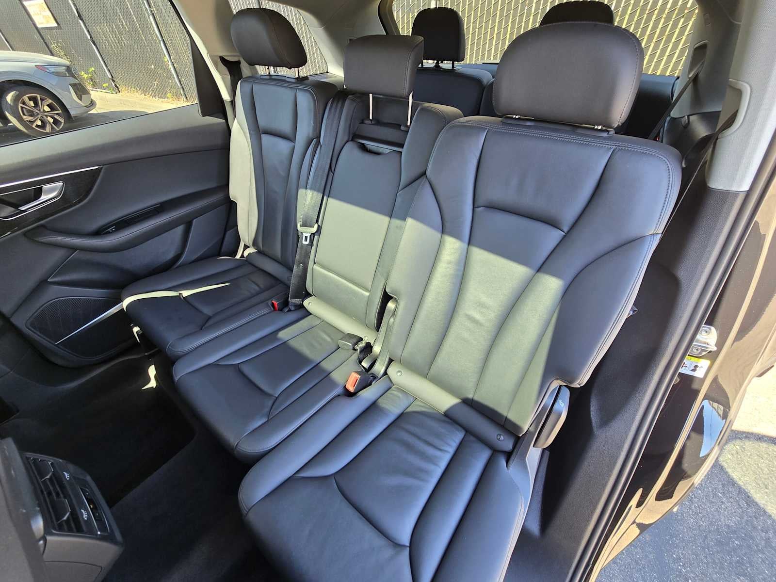 2023 Audi Q7 Premium Plus