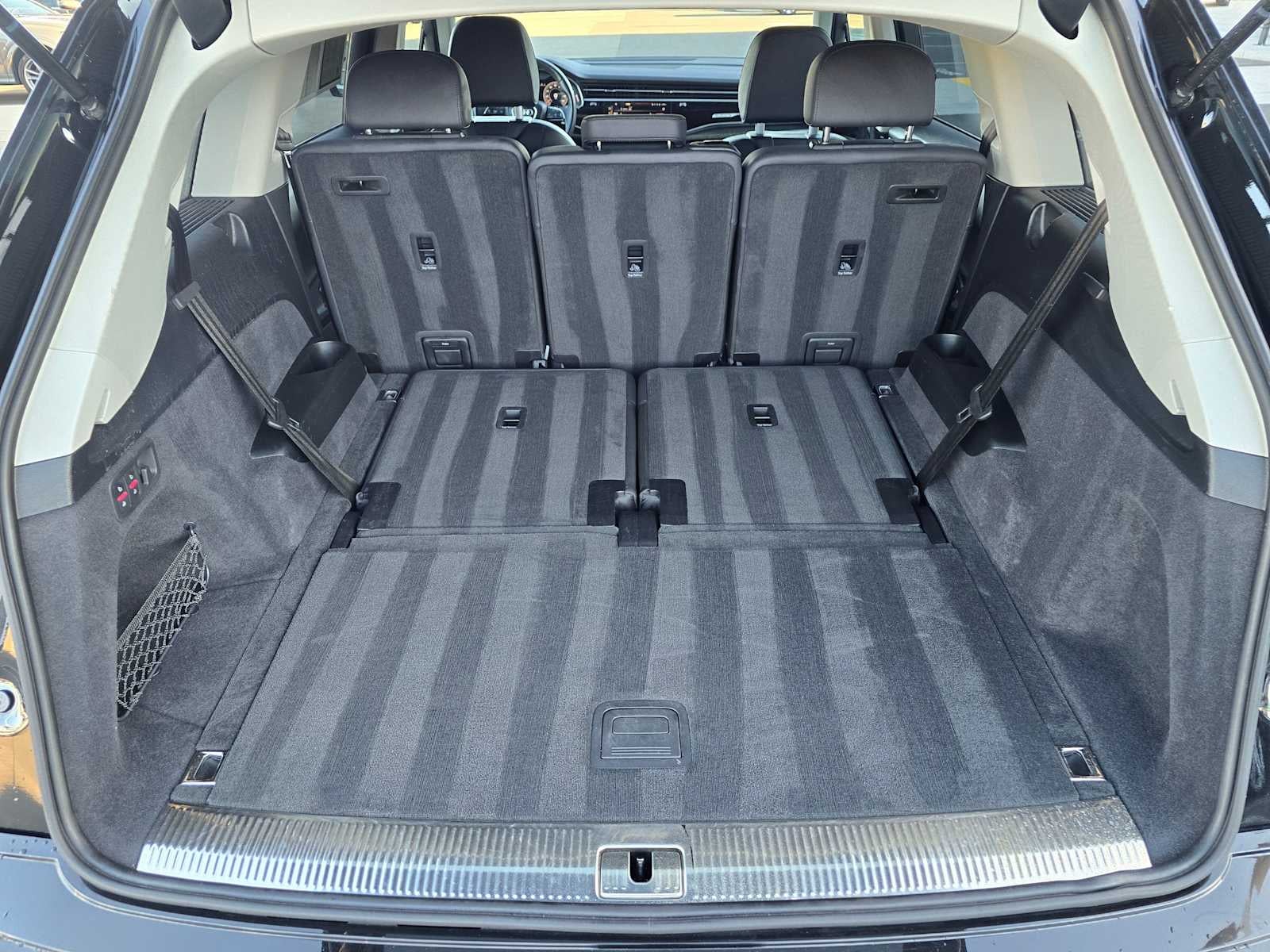 2024 Audi Q7 Premium Plus