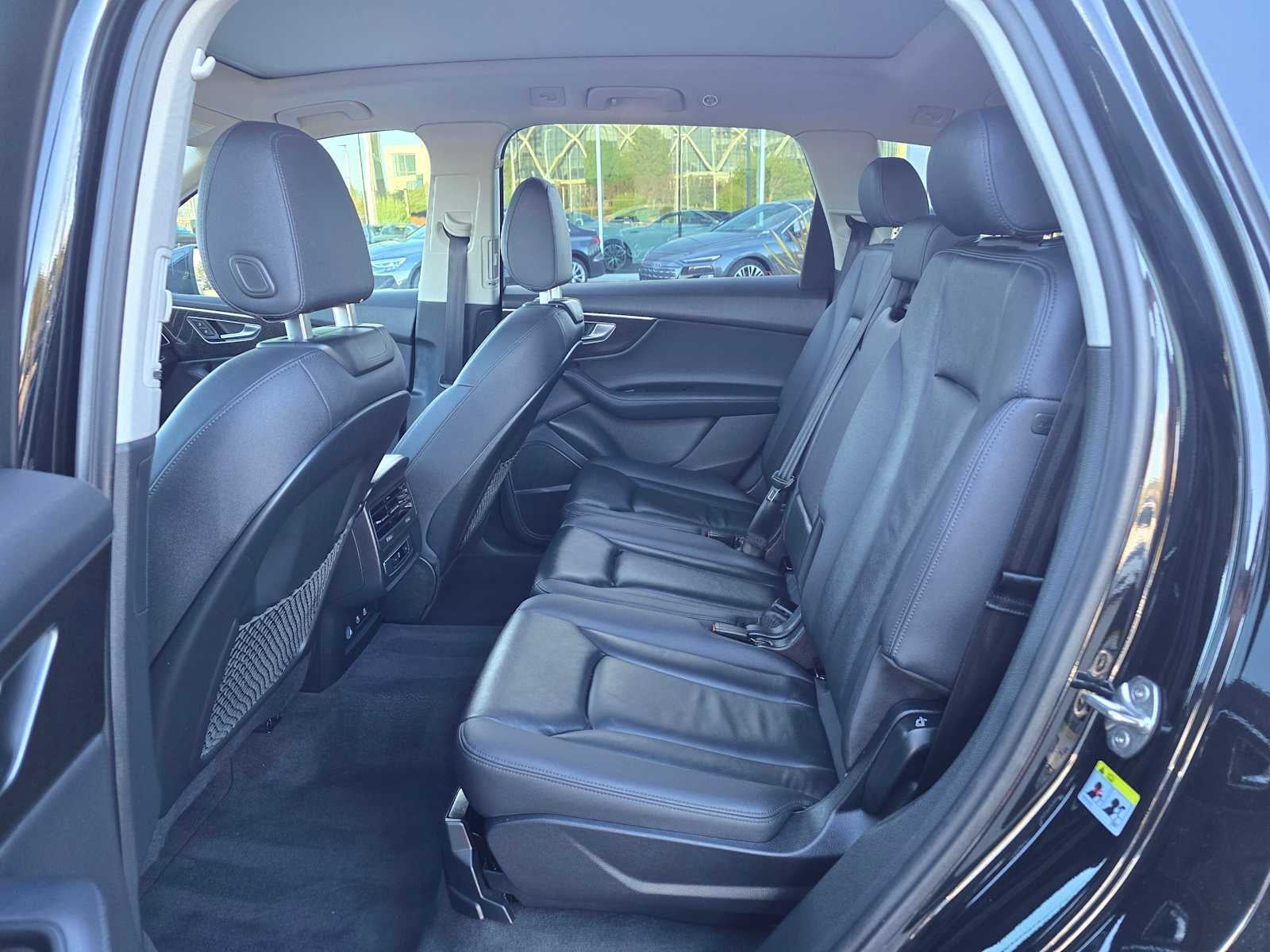 2024 Audi Q7 Premium Plus