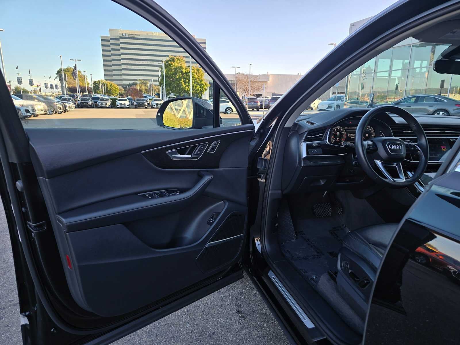 2024 Audi Q7 Premium Plus