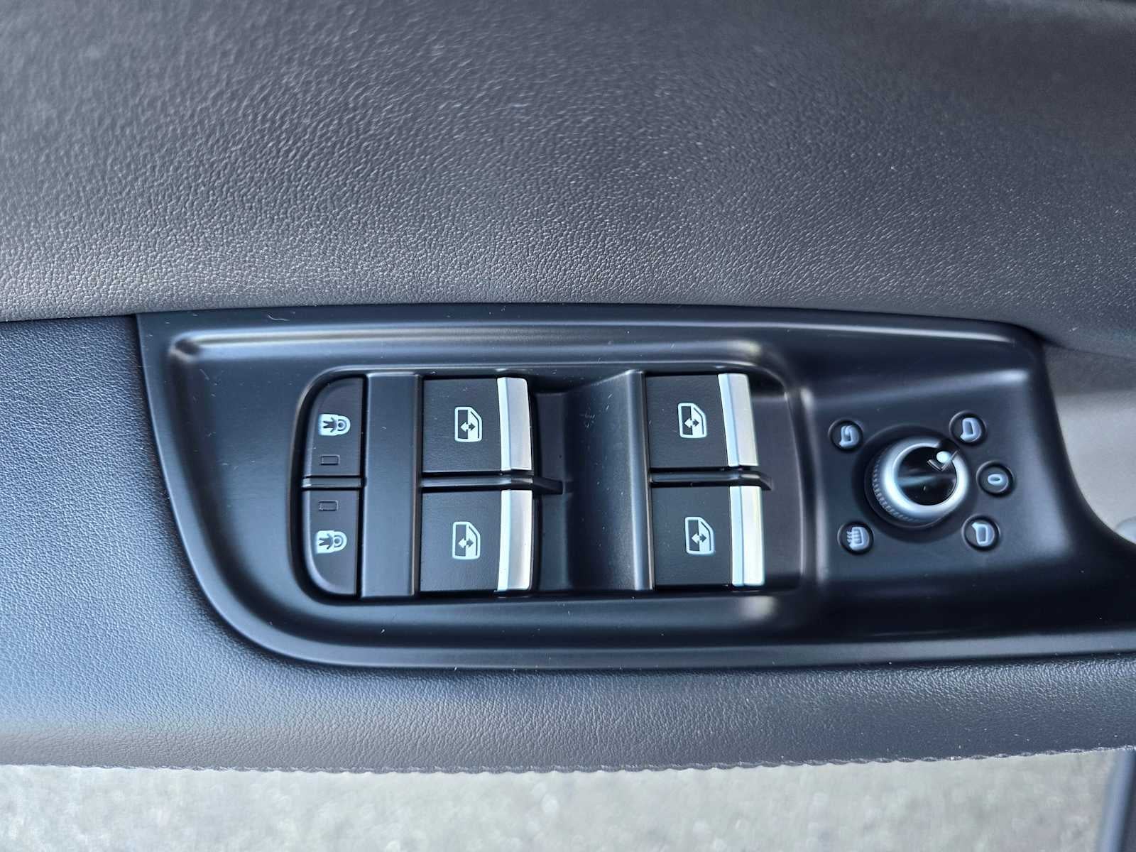 2024 Audi Q7 Premium Plus