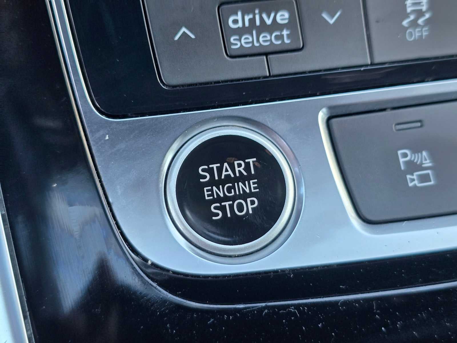 2024 Audi Q7 Premium Plus