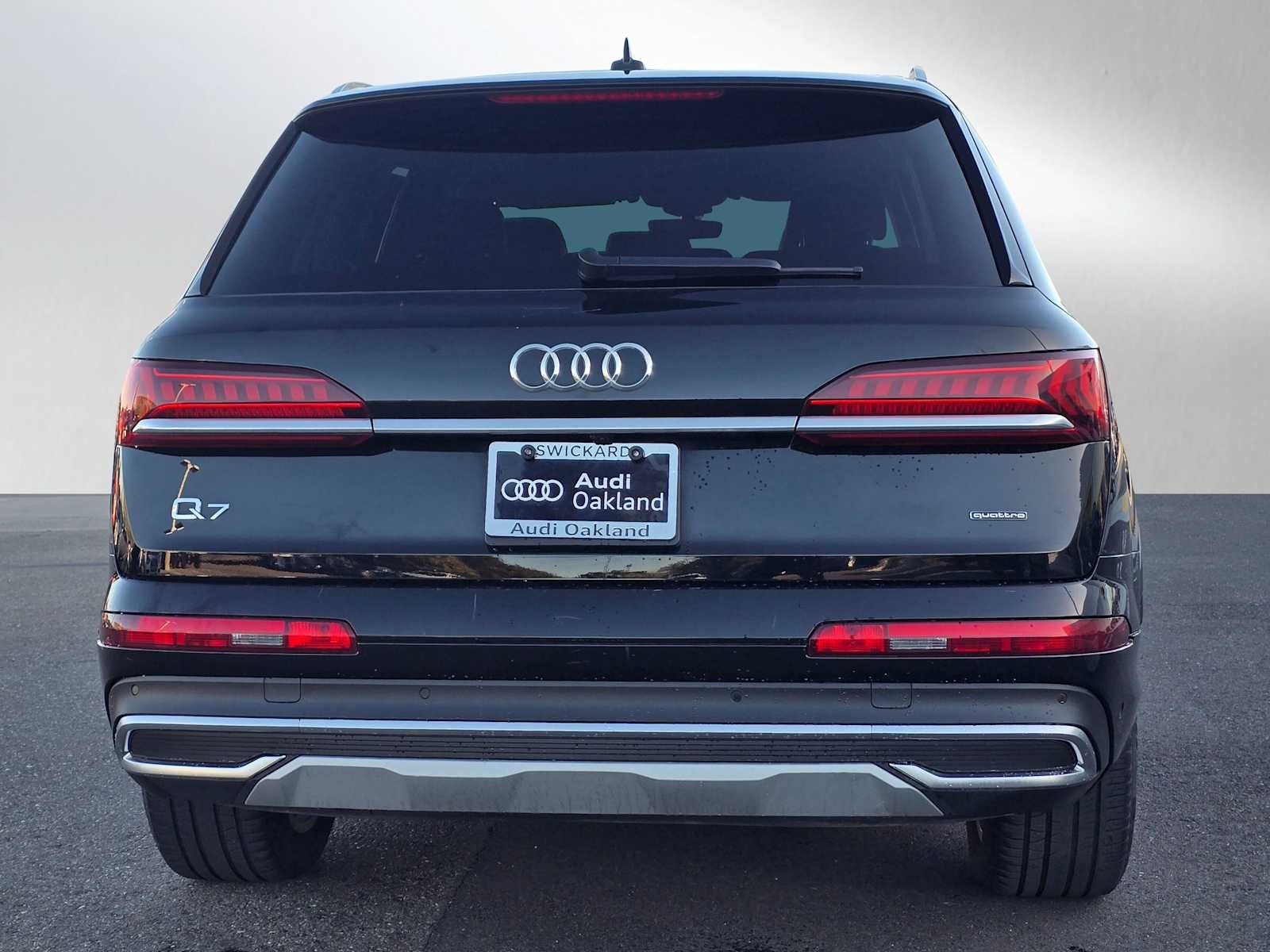 2024 Audi Q7 Premium Plus