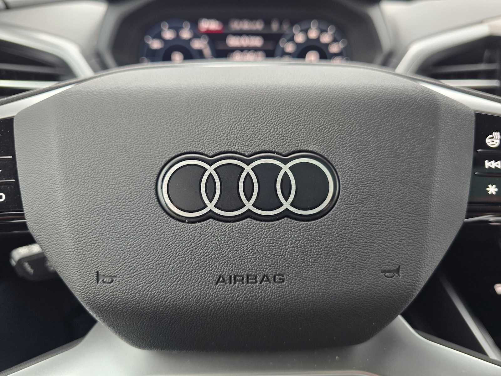 2023 Audi Q4 e-tron Prestige
