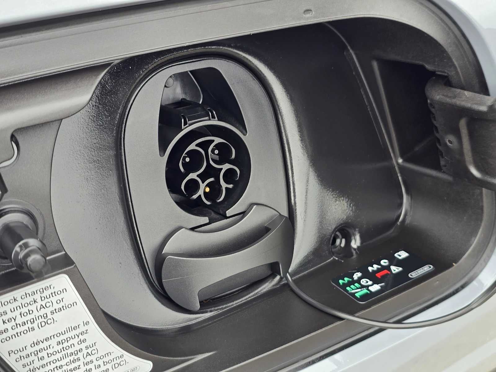 2024 Audi Q4 e-tron Prestige