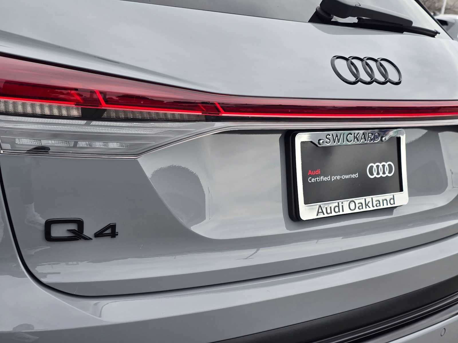 2024 Audi Q4 e-tron Prestige