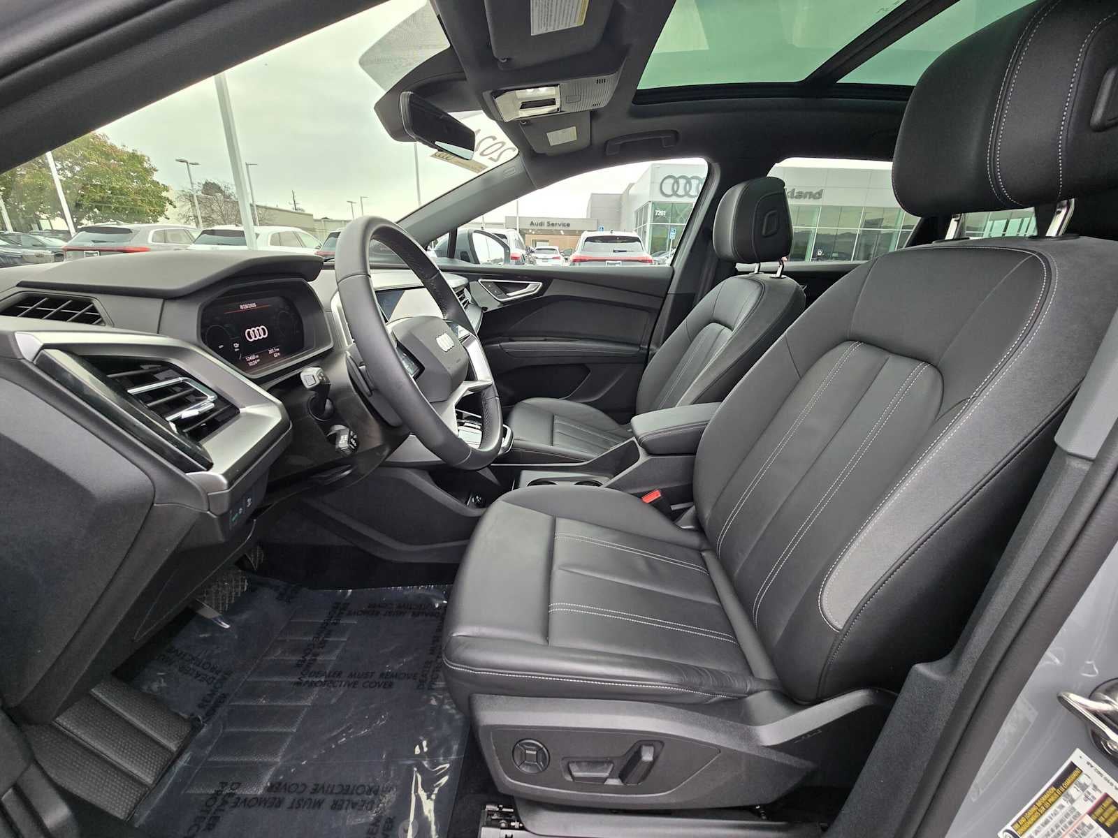 2024 Audi Q4 e-tron Prestige