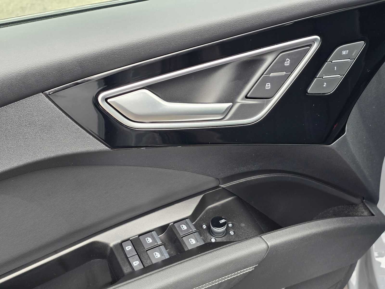 2024 Audi Q4 e-tron Prestige