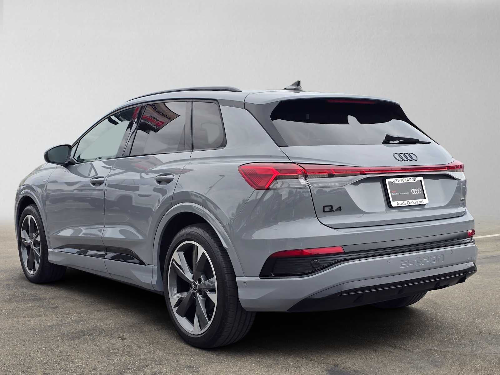2024 Audi Q4 e-tron Prestige