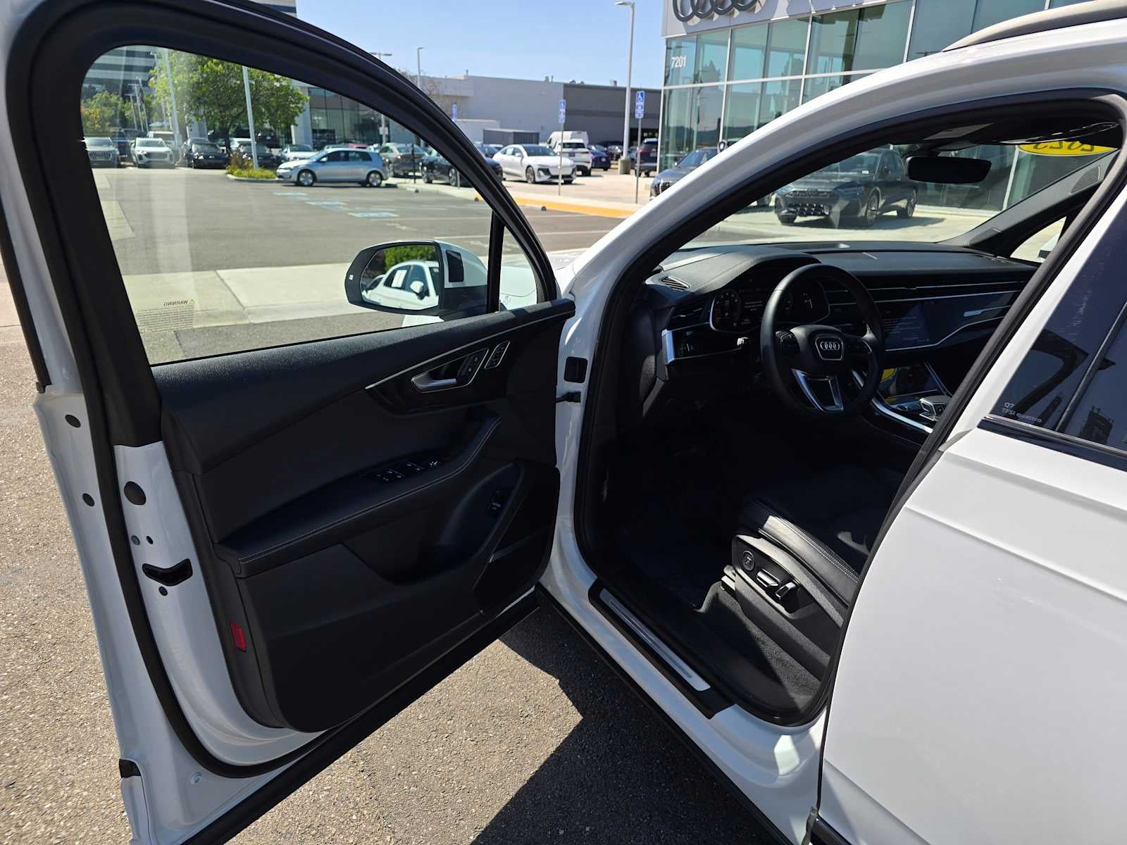 2025 Audi Q7 Prestige