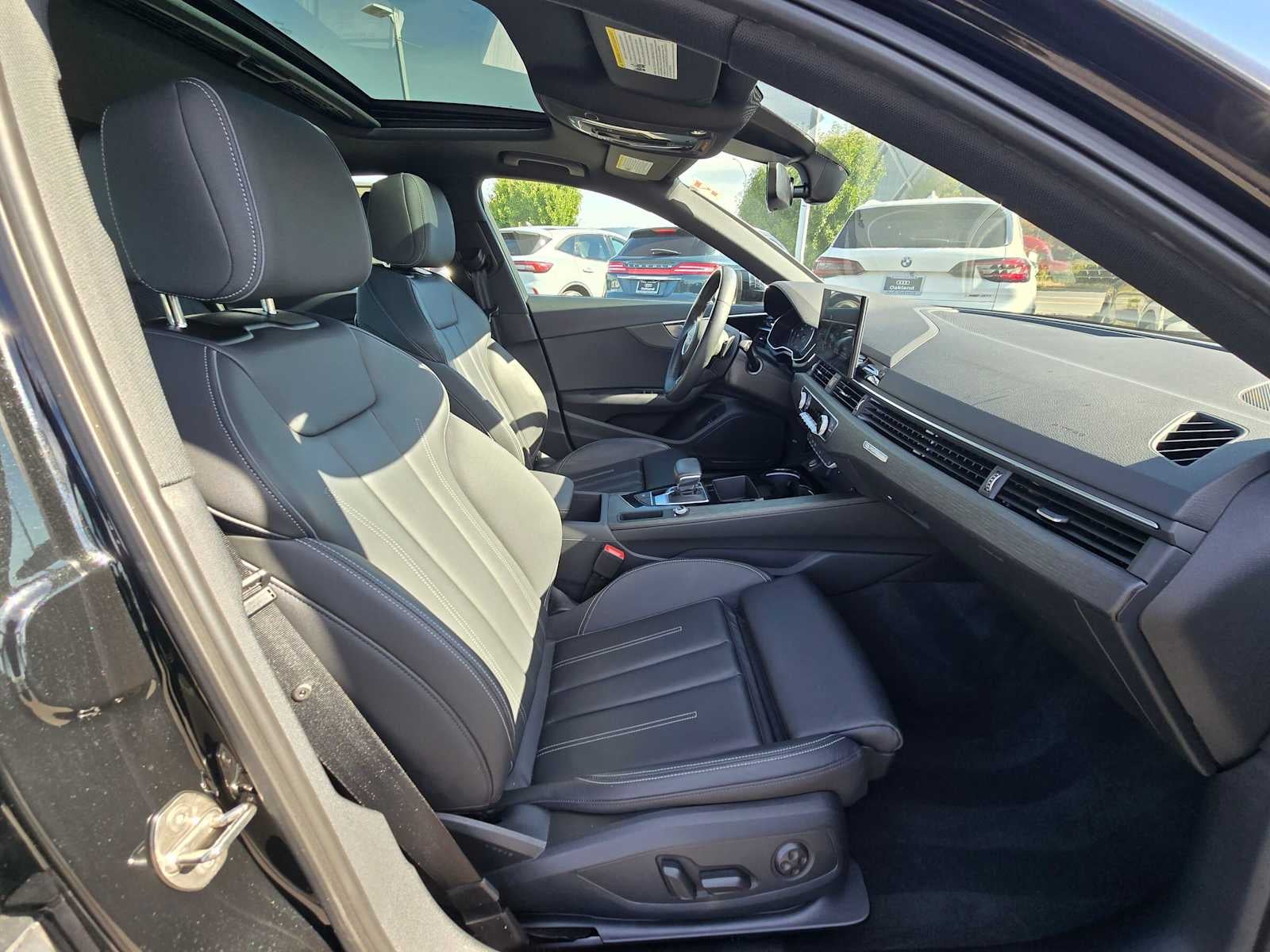 2023 Audi A4 Sedan S line Premium