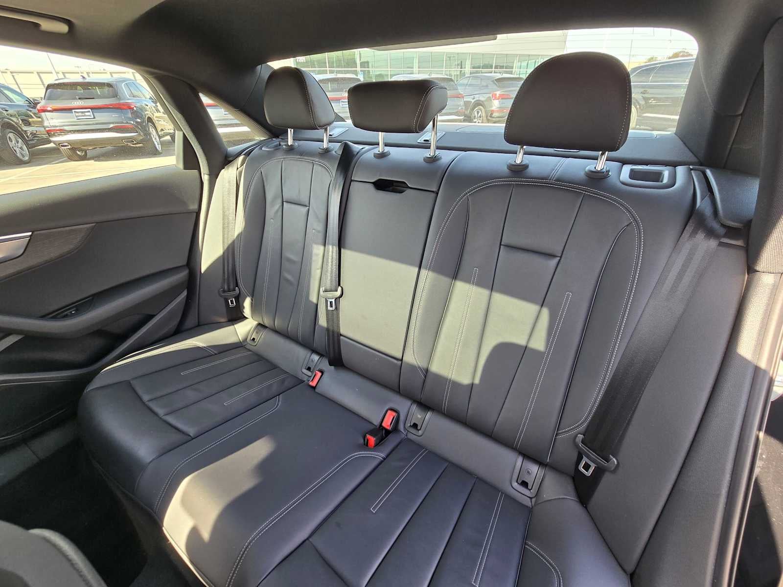 2023 Audi A4 Sedan S line Premium