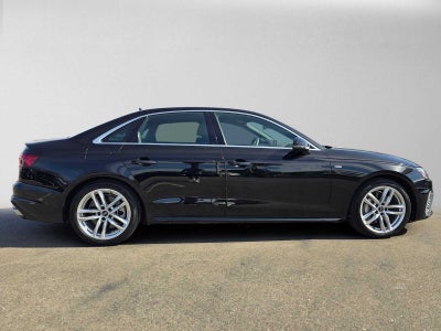 2023 Audi A4 Sedan S line Premium