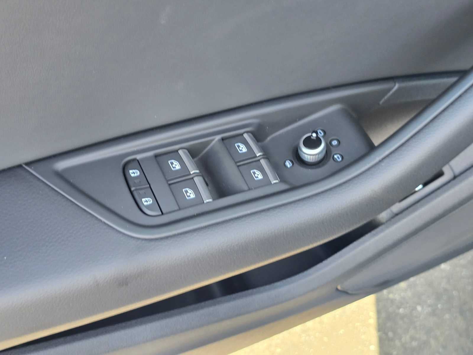 2023 Audi A4 Sedan S line Premium