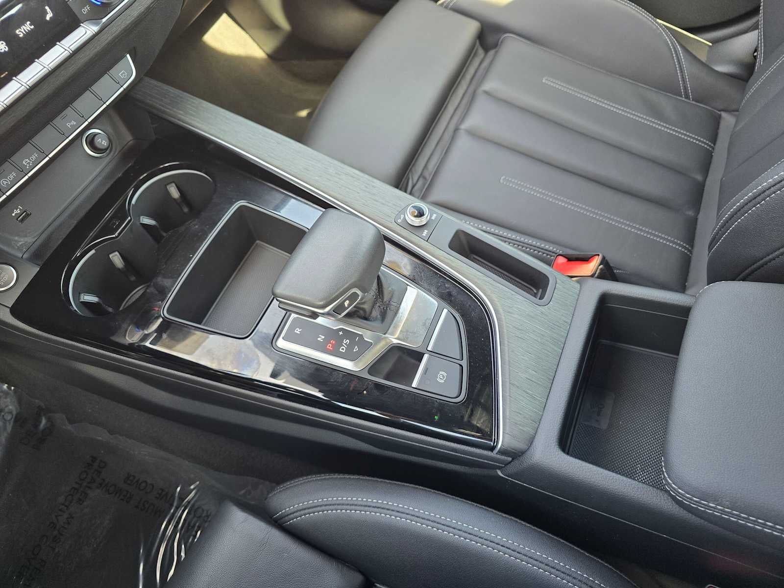 2023 Audi A4 Sedan S line Premium