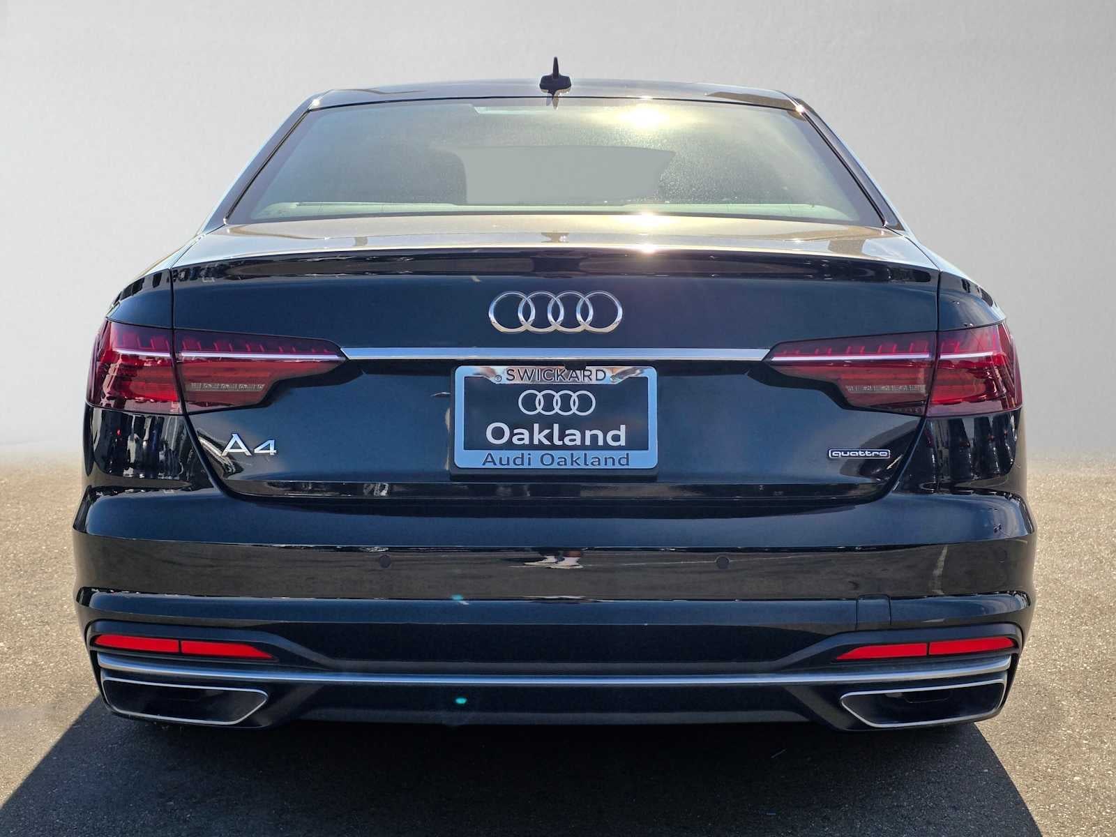 2023 Audi A4 Sedan S line Premium
