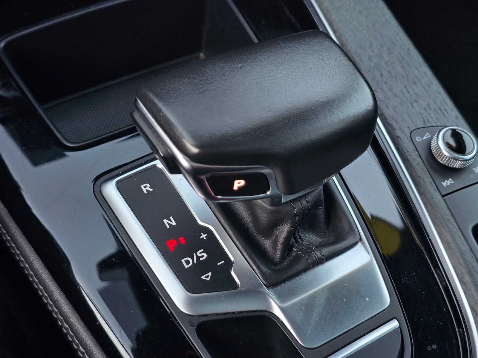 2022 Audi A4 S line Premium Plus