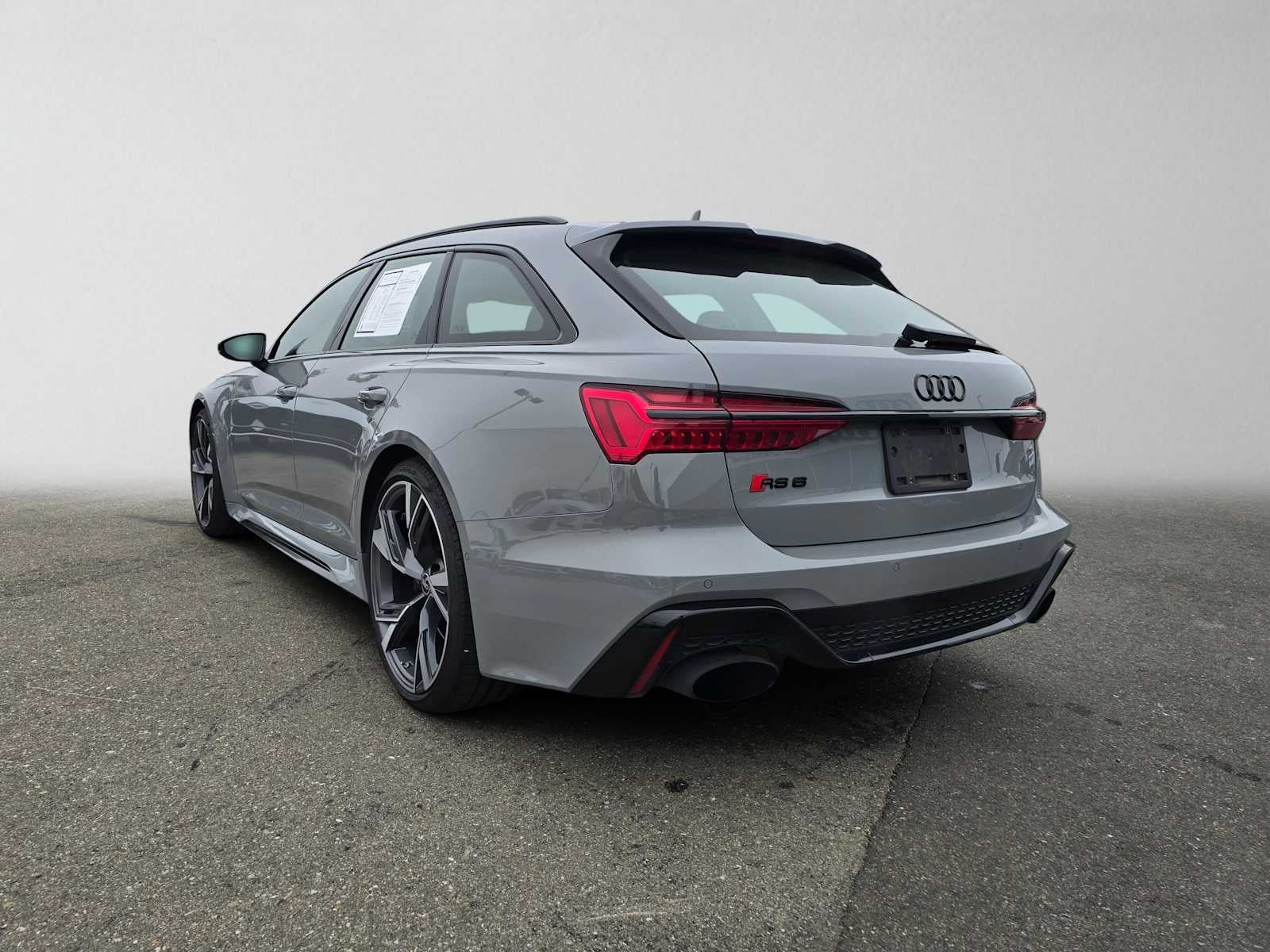 2021 Audi RS 6 Avant 4.0 TFSI quattro