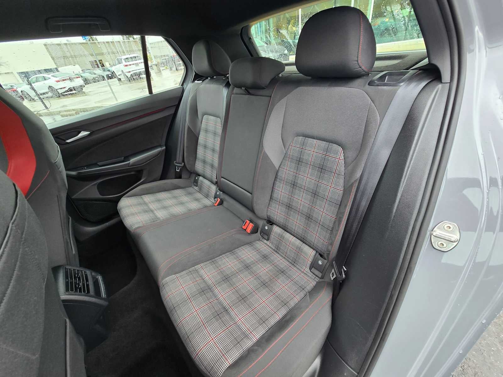 2024 Volkswagen Golf GTI S