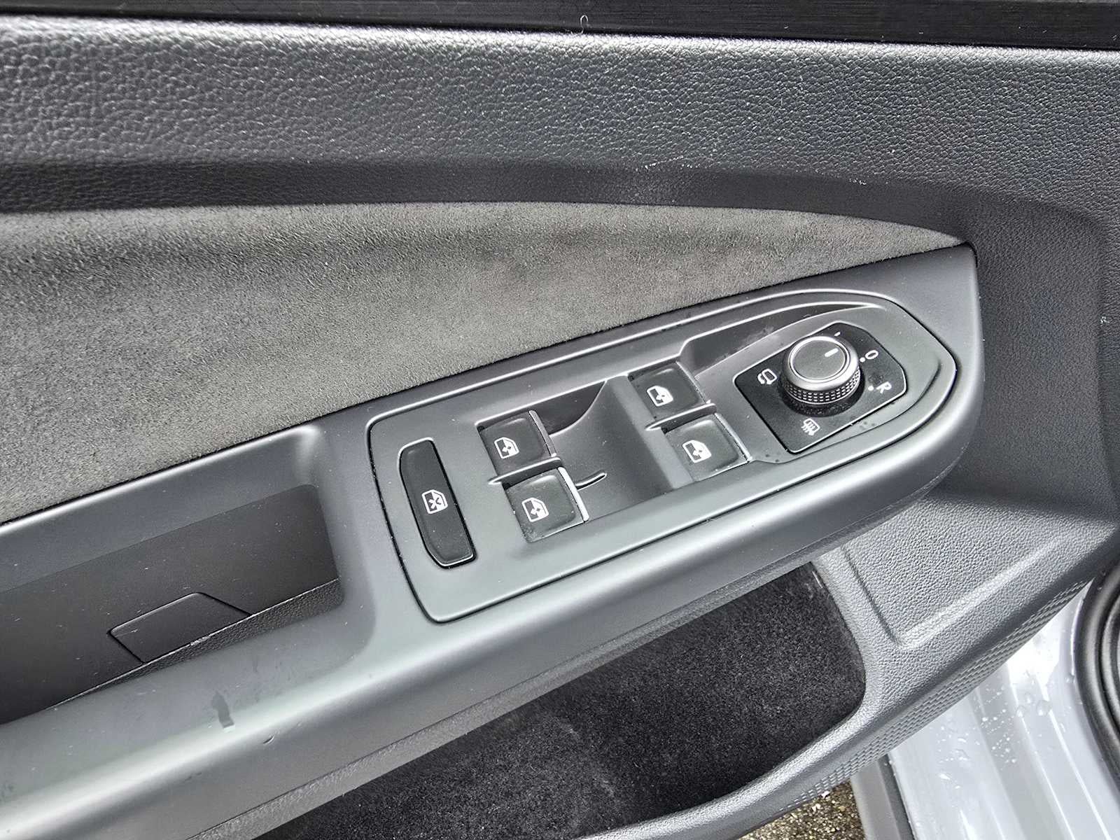 2024 Volkswagen Golf GTI S