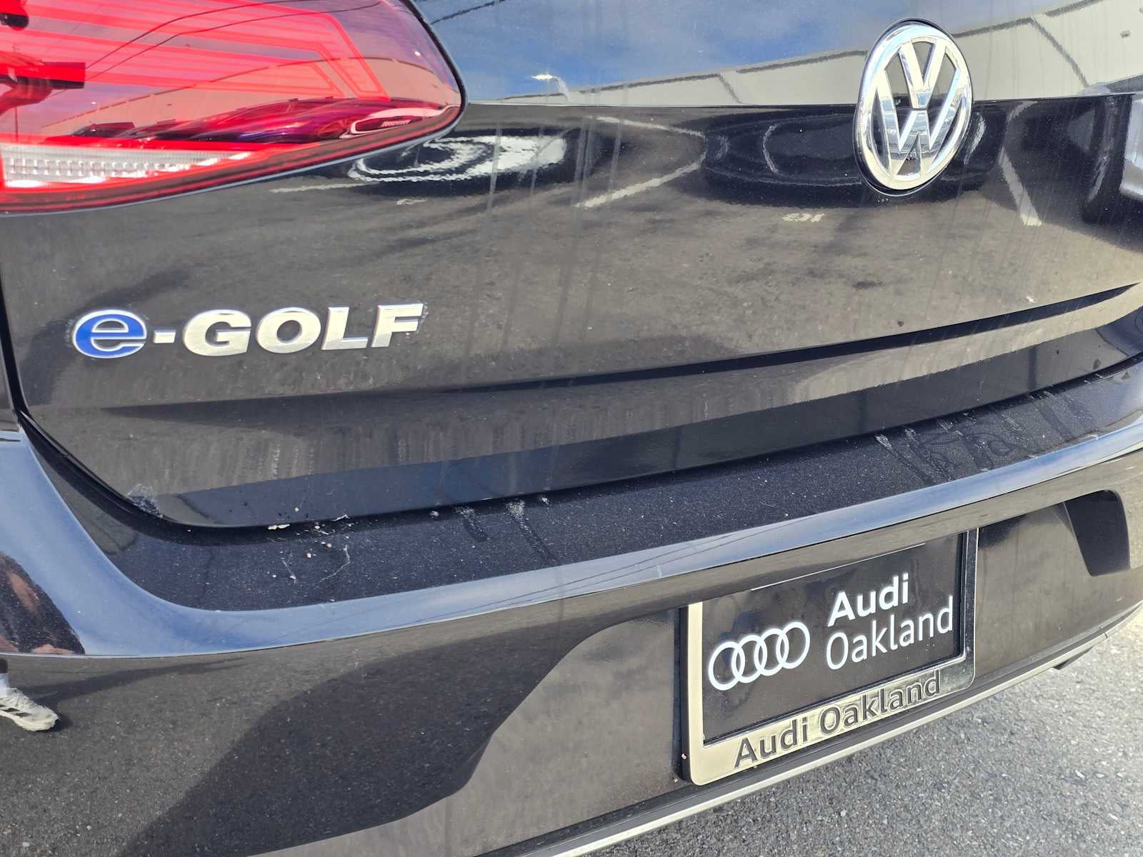 2017 Volkswagen e-Golf SE
