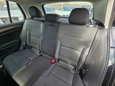 2017 Volkswagen e-Golf SE