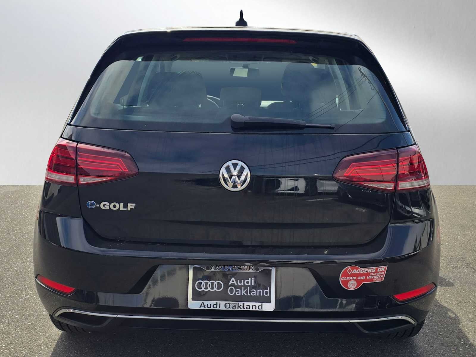2017 Volkswagen e-Golf SE
