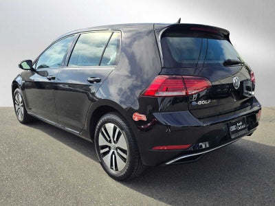 2017 Volkswagen e-Golf SE