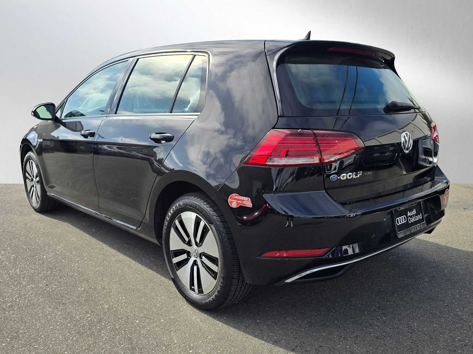 2017 Volkswagen e-Golf SE