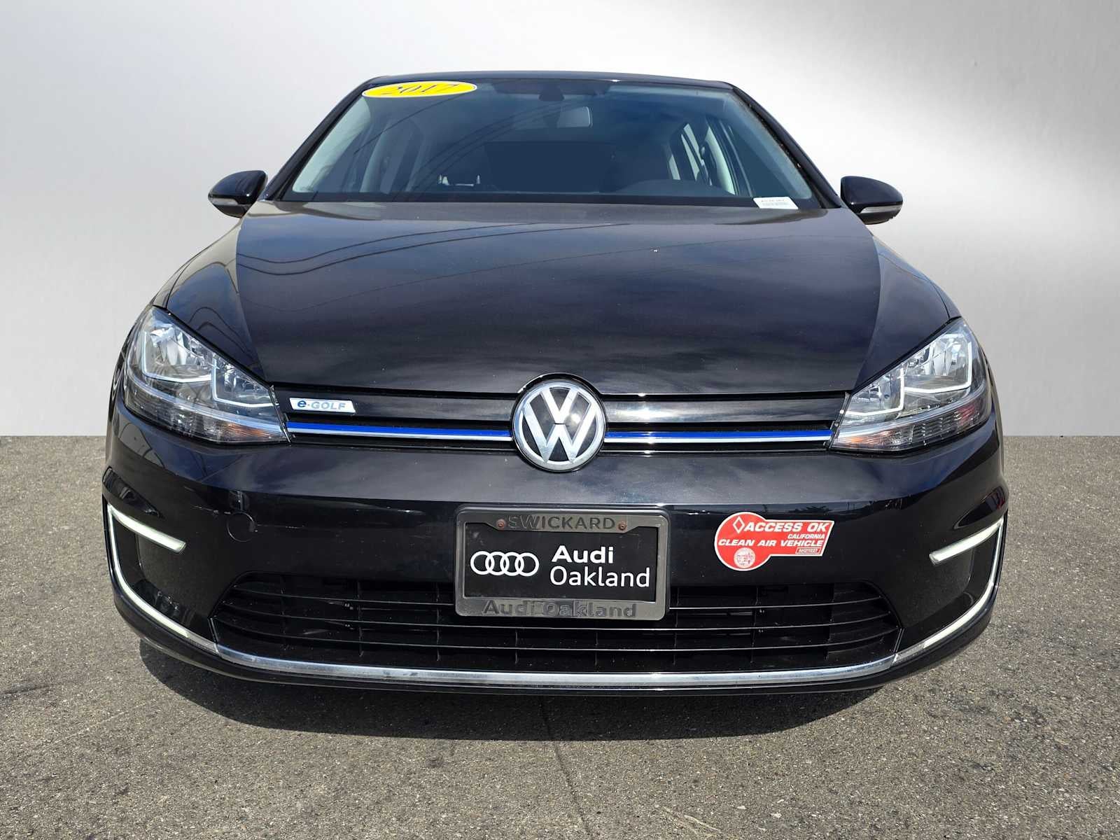 2017 Volkswagen e-Golf SE