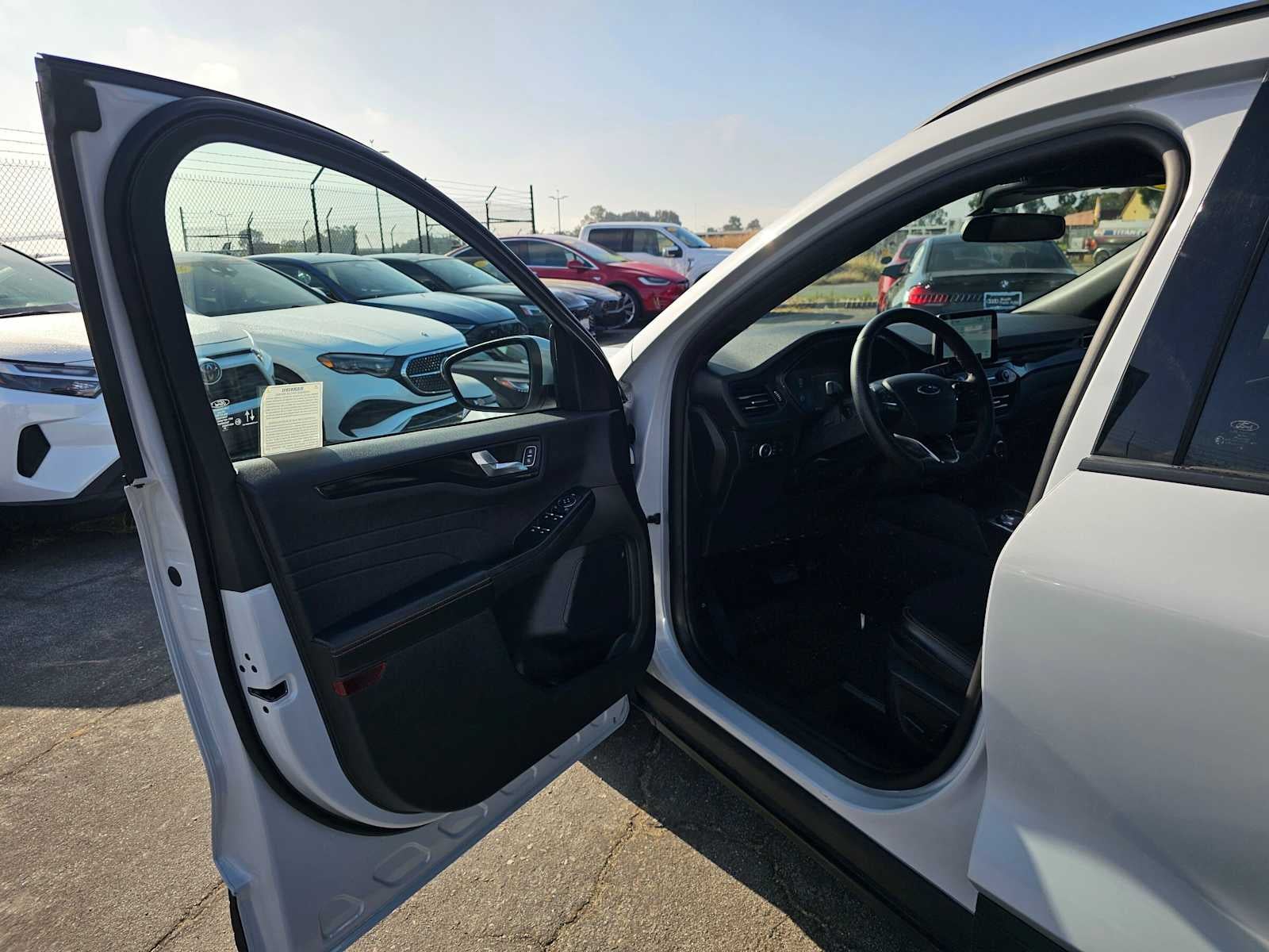 2025 Ford Escape ST-Line Select