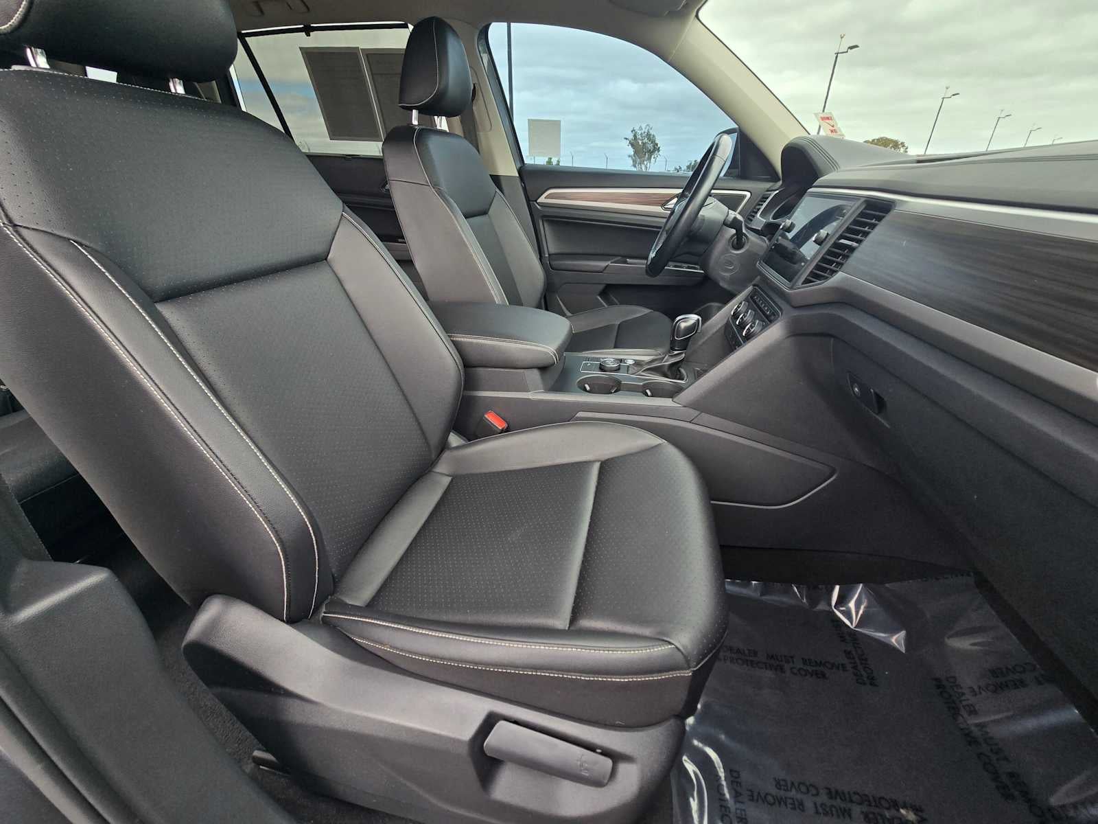 2021 Volkswagen Atlas 3.6L V6 SE w/Technology