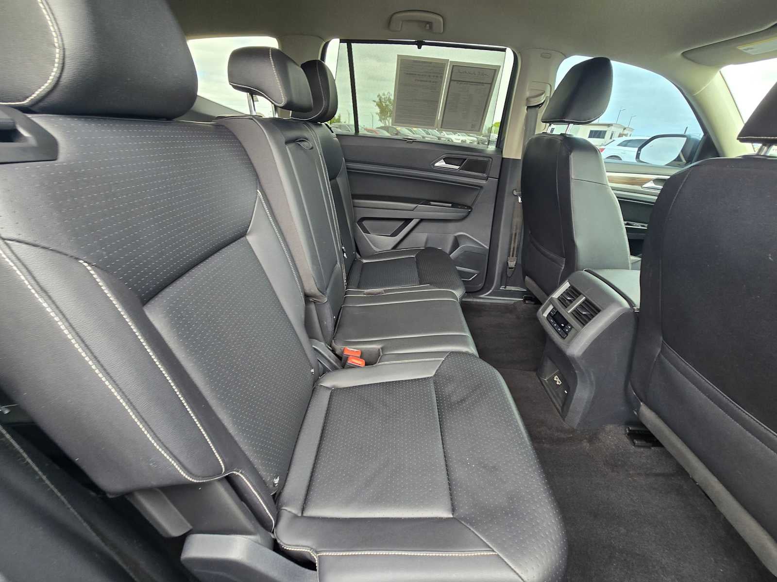 2021 Volkswagen Atlas 3.6L V6 SE w/Technology